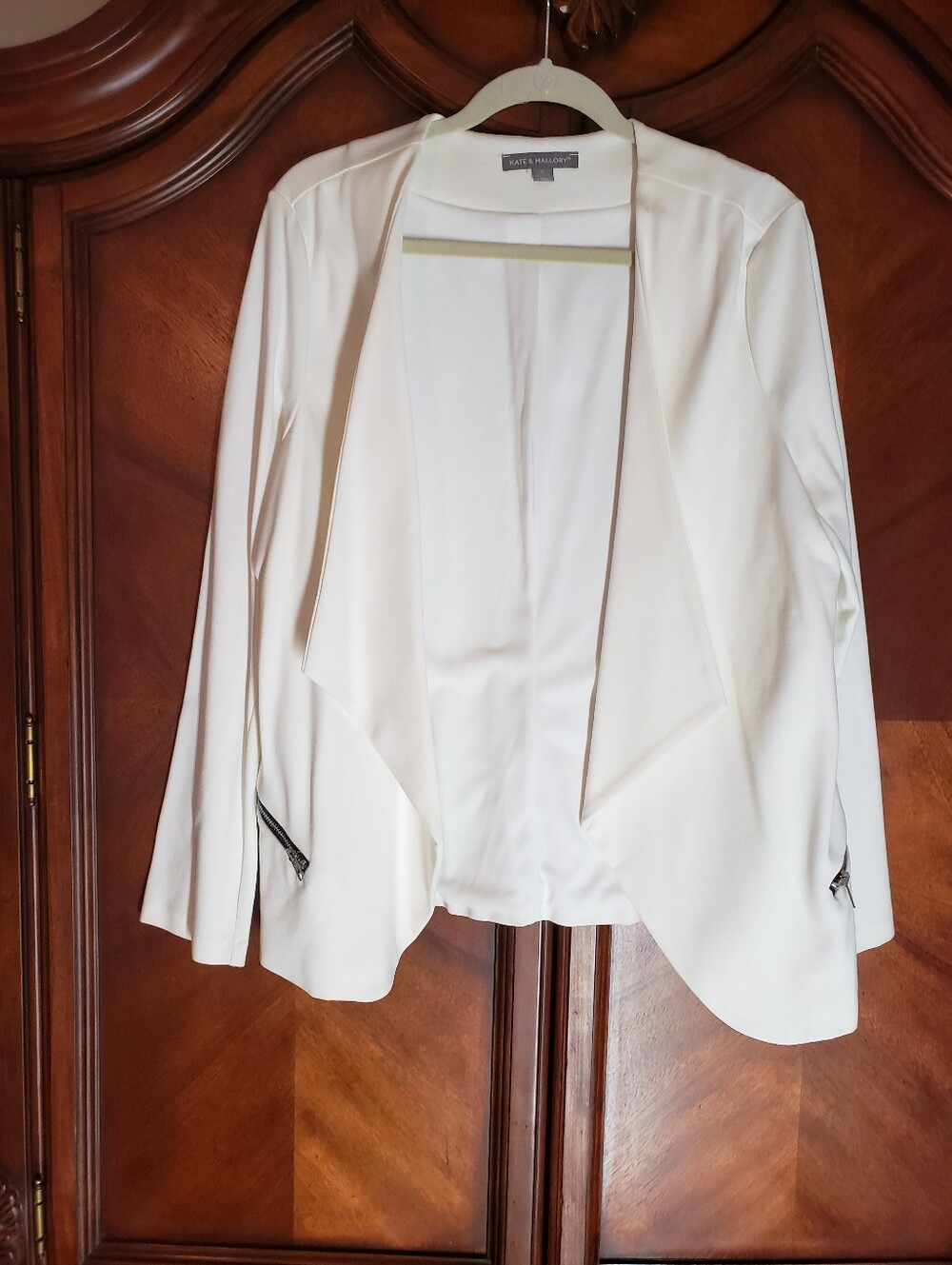 Kate & Mallory White Open-Front Draped Blazer with Zip Sleeve Detail